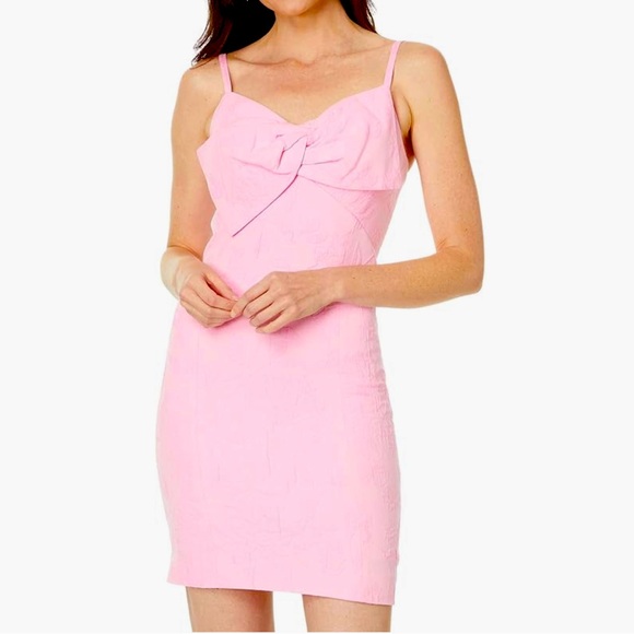 Lilly Pulitzer Dresses & Skirts - Lilly Pulitzer Pink Asymmetrical Dress